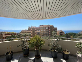 Appartement T2 de standing avec parking à 250 mètres de la plage, route des Sanguinaires, Ajaccio